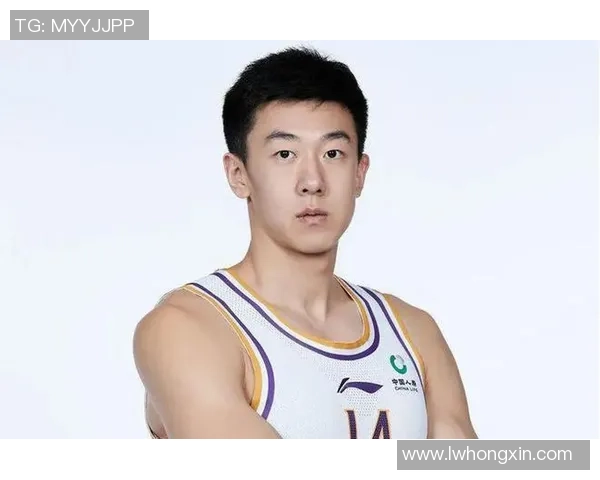 王少杰的成长之路：从普通少年到篮球场上的璀璨明星